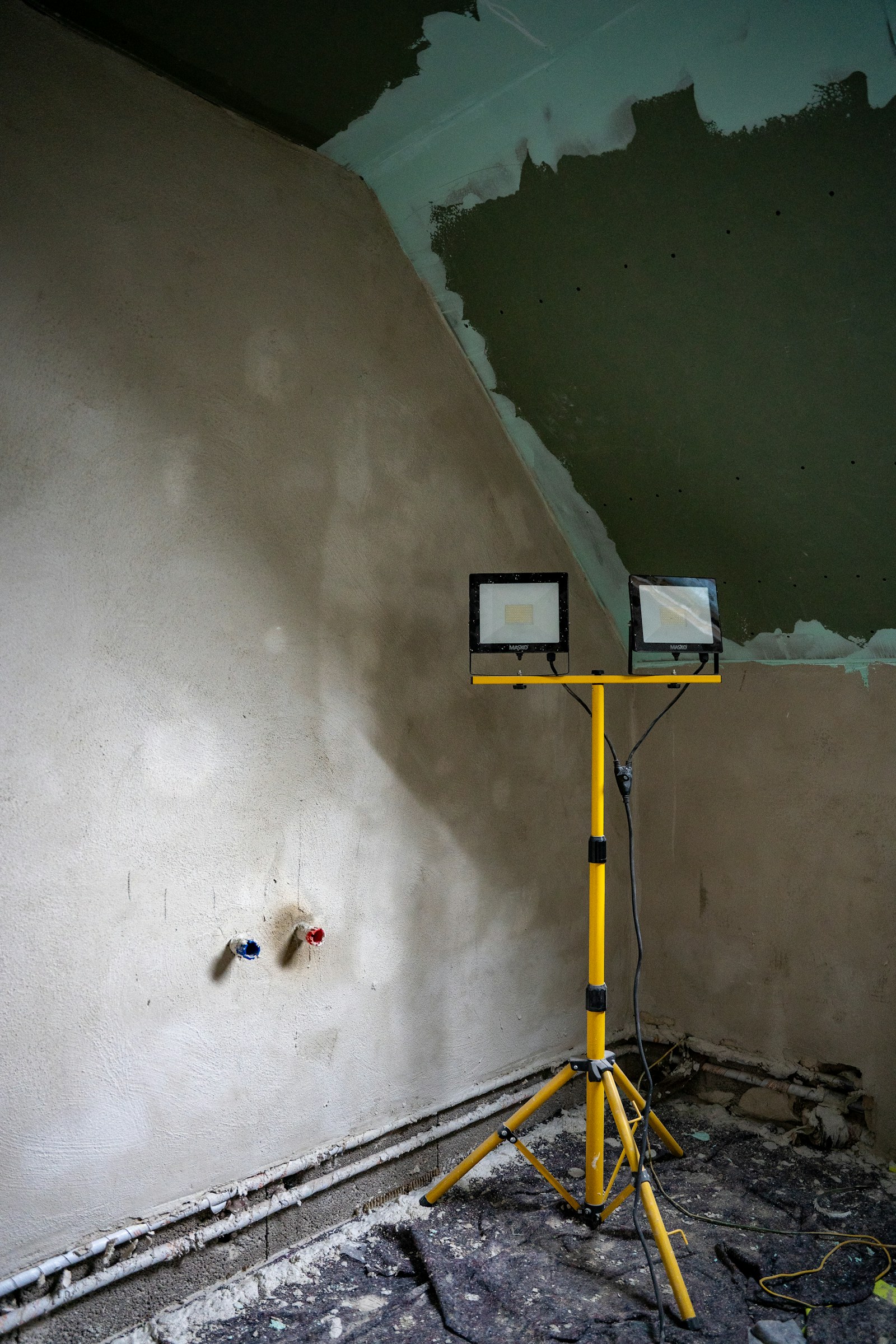 Professional plasterboard and wall repair